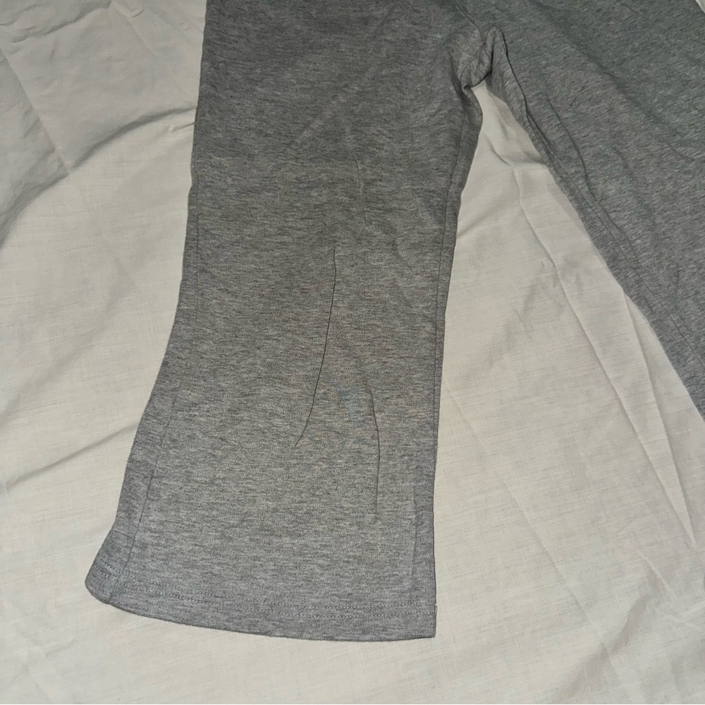 Vintage Y2K SweatPant Capri Pants with cute pockets! - Picture 4 of 16